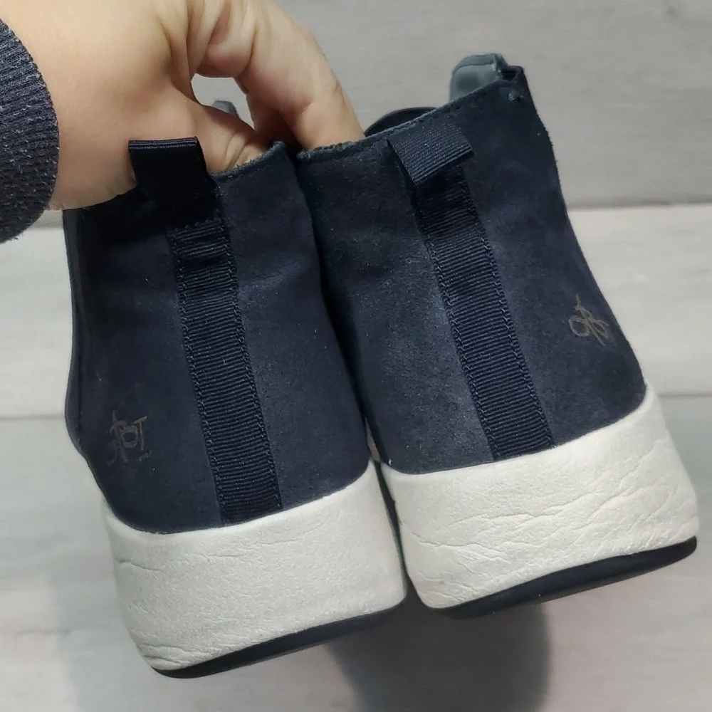 OTBT Womens Bethel Leather Ankle Sneakers Boots shoes sz 9M